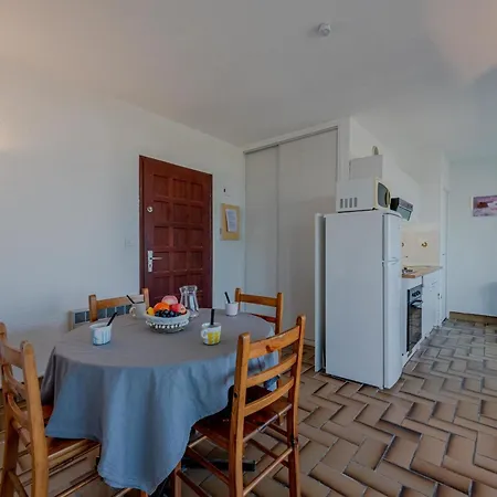 Les Cyclades-1 By Interhome Daire Leucate