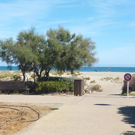 Daire Les Cyclades-1 By Interhome