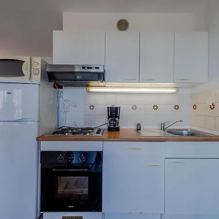 Les Cyclades-1 By Interhome Leucate