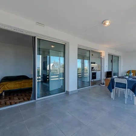 Apartment Apartment Les Cyclades-1 By Interhome *