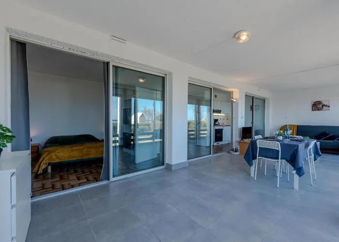 דירה Les Cyclades-1 By Interhome *
